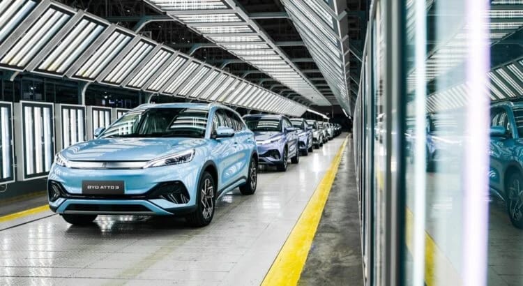 BYD en Europe : Pourquoi l'usine en Hongrie a pris un an de retard